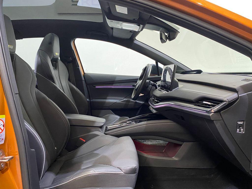 IV RS 220 kW (300 CV) 82kWh