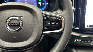 Volvo XC60 T6 Recharge Plus Dark AWD Auto 257 kW (350 CV) - 45 Volvo XC60 T6 Ocasión 257 KW (350CV) - 45