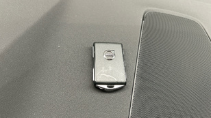 Volvo XC60 T6 Recharge Plus Dark AWD Auto 257 kW (350 CV) - 54 Volvo XC60 T6 Ocasión 257 KW (350CV) - 54