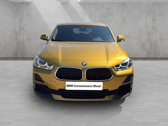 BMW X2 sDrive18i color Oro. Año 2021. 103KW(140CV). Gasolina. En concesionario BMW Avilcar Ávila de Ávila