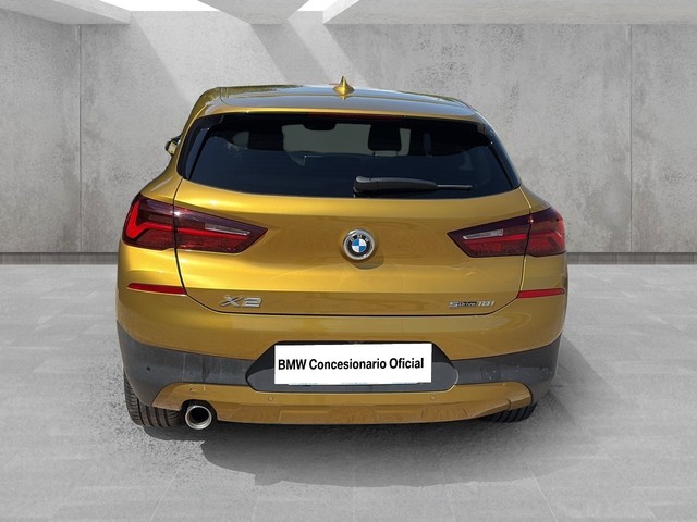 BMW X2 sDrive18i color Oro. Año 2021. 103KW(140CV). Gasolina. En concesionario BMW Avilcar Ávila de Ávila