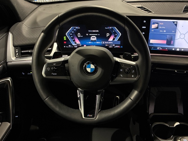 BMW X2 sDrive18d color Blanco. Año 2024. 110KW(150CV). Diésel. En concesionario BMW Marcos Automoción de Valencia