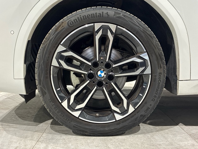 BMW X2 sDrive18d color Blanco. Año 2024. 110KW(150CV). Diésel. En concesionario BMW Marcos Automoción de Valencia