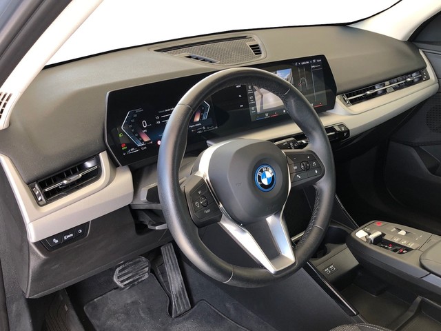 BMW X1 xDrive30e color Gris. Año 2024. 240KW(326CV). Híbrido Electro/Gasolina. En concesionario Vehinter Getafe de Madrid