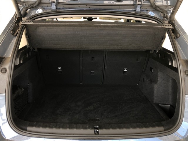 BMW X1 xDrive30e color Gris. Año 2024. 240KW(326CV). Híbrido Electro/Gasolina. En concesionario Vehinter Getafe de Madrid