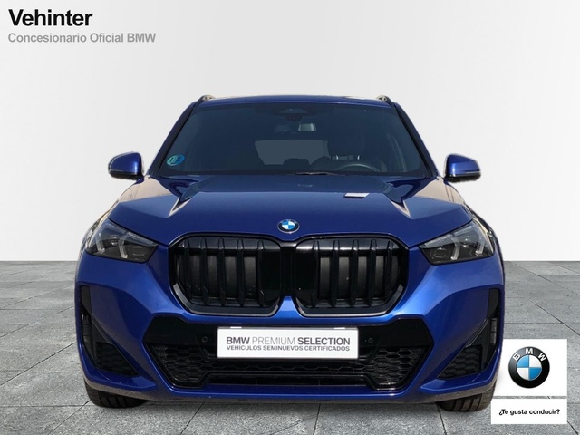 BMW X1 sDrive20d color Azul. Año 2024. 120KW(163CV). Diésel. En concesionario Vehinter Getafe de Madrid
