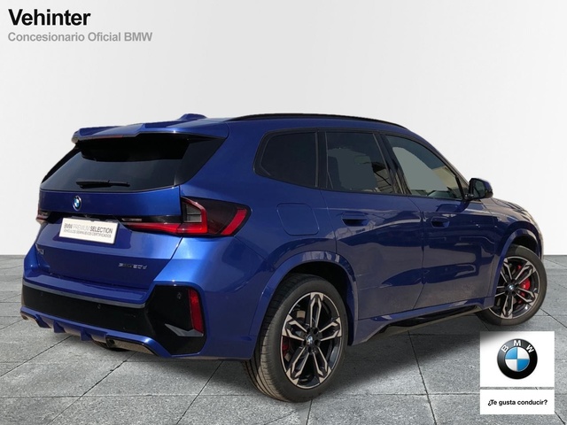 BMW X1 sDrive20d color Azul. Año 2024. 120KW(163CV). Diésel. En concesionario Vehinter Getafe de Madrid