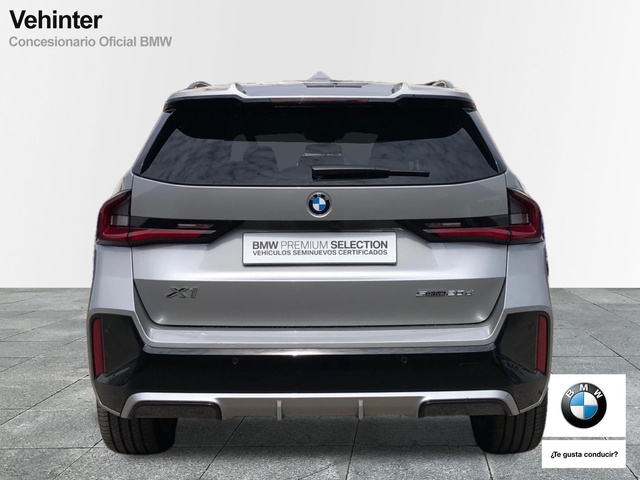 BMW X1 sDrive20d color Gris Plata. Año 2024. 120KW(163CV). Diésel. En concesionario Vehinter Getafe de Madrid