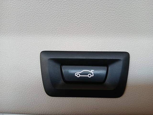 BMW X3 xDrive20d color Negro. Año 2021. 140KW(190CV). Híbrido Electro/Diesel. En concesionario ALBAMOCION CIUDAD REAL de Ciudad Real