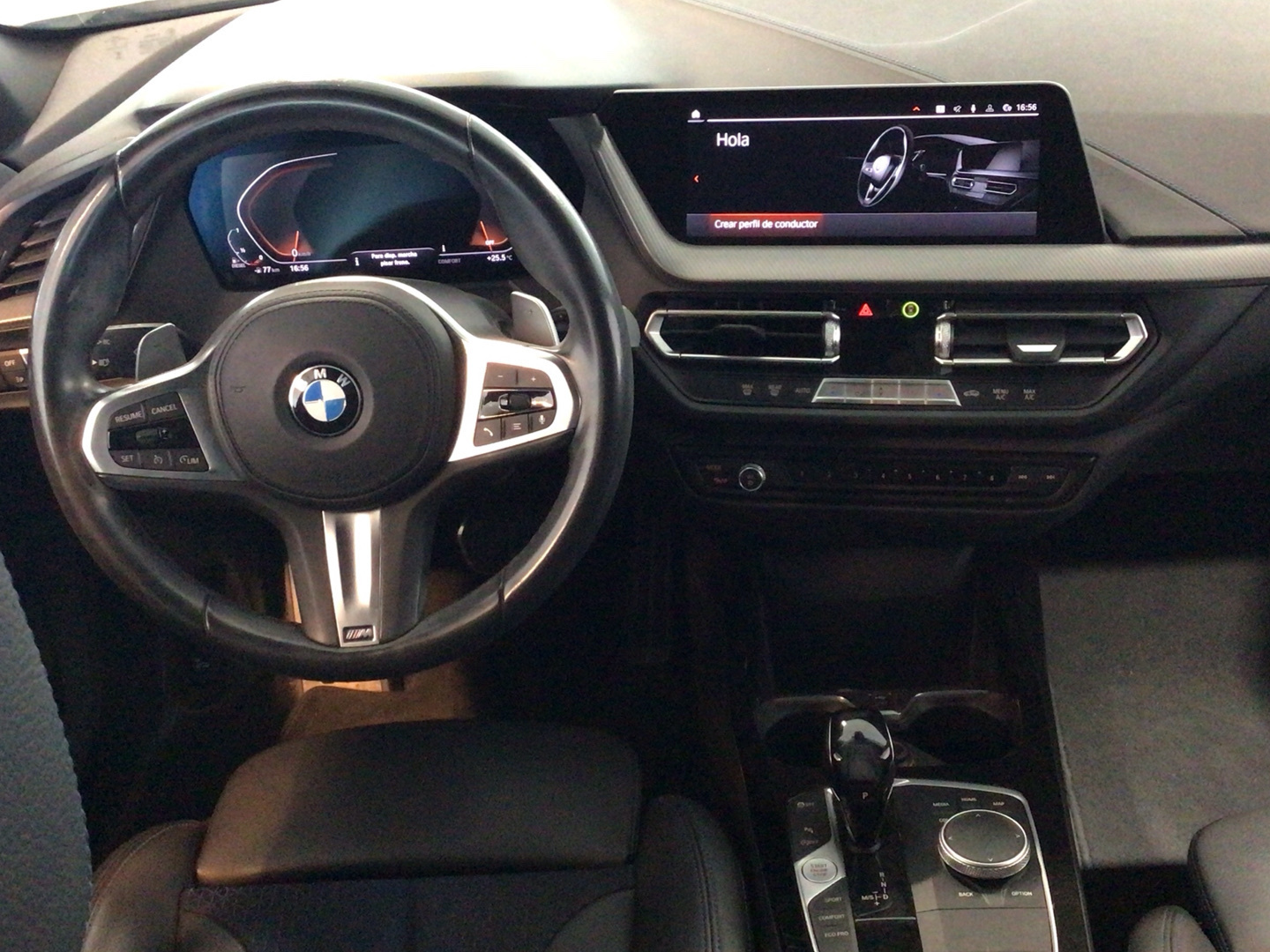 BMW Serie 1 118d color Blanco. Año 2021. 110KW(150CV). Diésel. En concesionario BYmyCAR Madrid - Alcalá de Madrid