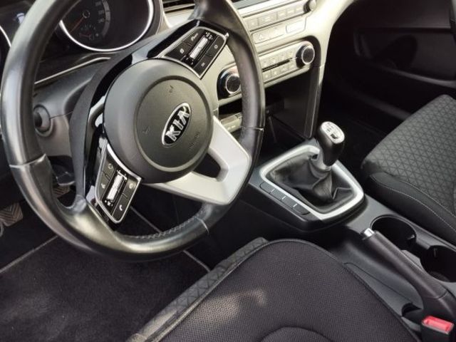 Kia Ceed 1.4 CVVT Drive 74 kW (100 CV)