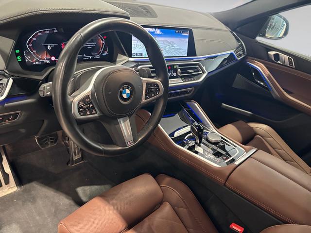 fotoG 33 del BMW X6 xDrive40i 250 kW (340 CV) 340cv Gasolina del 2023 en Almería