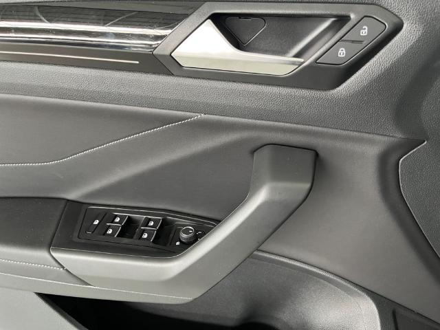 Volkswagen T-Roc R-Line 1.5 TSI 110 kW (150 CV) DSG