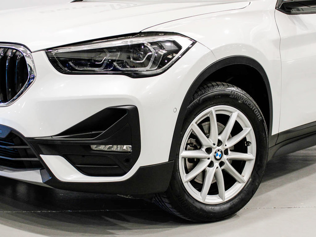 BMW X1 sDrive18d color Blanco. Año 2022. 110KW(150CV). Diésel. En concesionario Barcelona Premium -- GRAN VIA de Barcelona