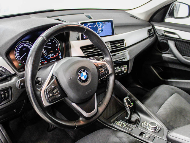 BMW X1 sDrive18d color Blanco. Año 2022. 110KW(150CV). Diésel. En concesionario Barcelona Premium -- GRAN VIA de Barcelona