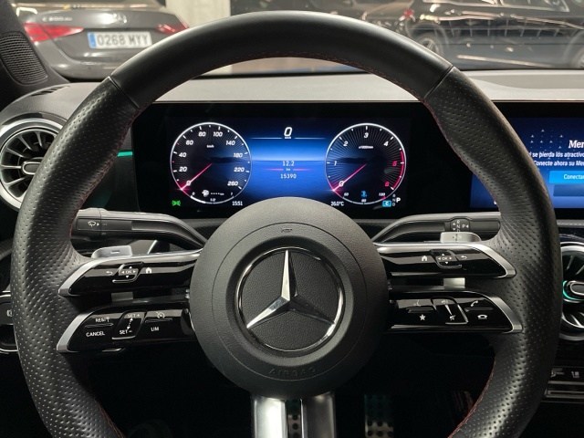 Mercedes-Benz Clase A Sedán 200 d en Barcelona