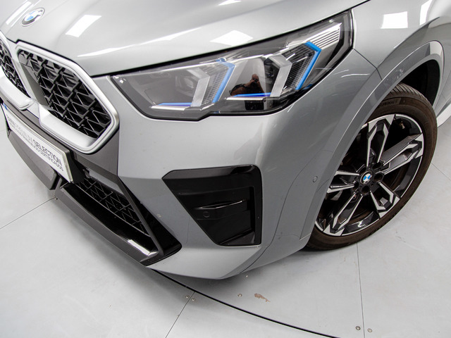 BMW X2 sDrive18d color Gris. Año 2024. 110KW(150CV). Diésel. En concesionario Móvil Begar Alicante de Alicante