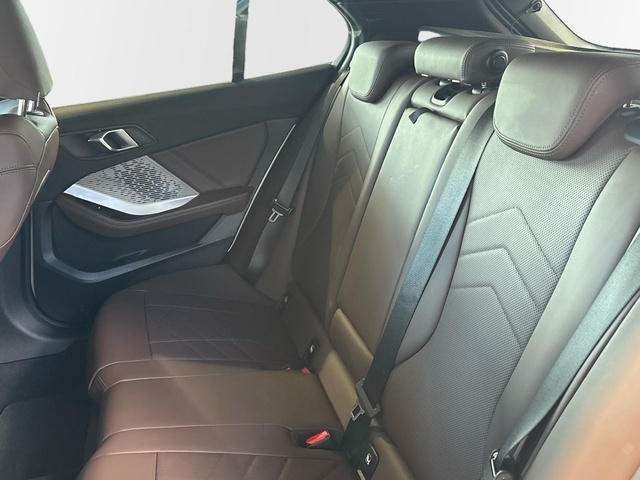 BMW Serie 1 120d color Blanco. Año 2024. 120KW(163CV). Diésel. En concesionario Pruna Motor, S.L de Barcelona