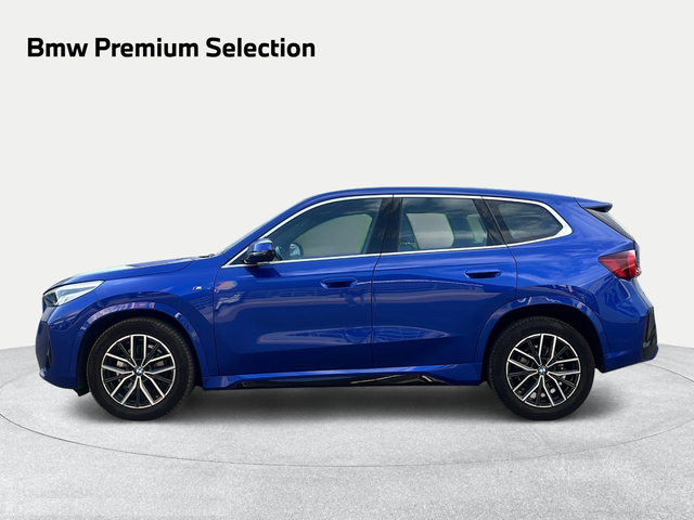BMW X1 sDrive18d color Azul. Año 2023. 110KW(150CV). Diésel. En concesionario Ilbira Motor | Granada de Granada