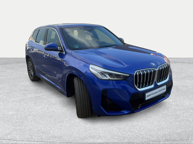 BMW X1 sDrive18d color Azul. Año 2023. 110KW(150CV). Diésel. En concesionario Ilbira Motor | Granada de Granada