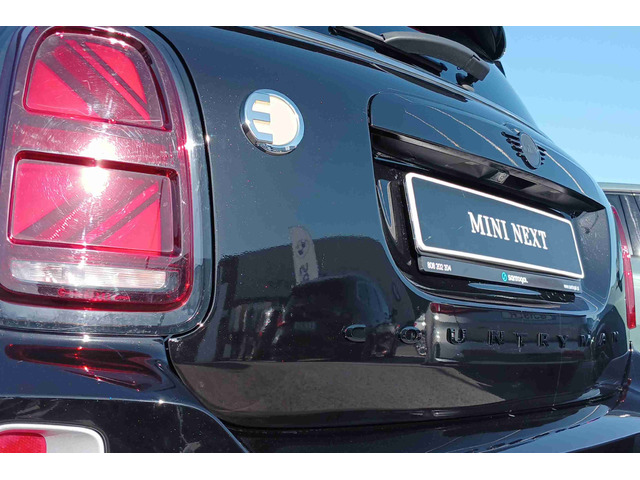 fotoG 12 del MINI MINI Countryman Cooper S E ALL4 162 kW (220 CV) 220cv Elétrico / Gasolina Híbrido de 2021 em Oeiras