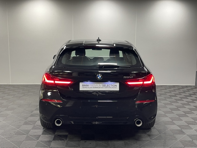 BMW Serie 1 118d color Negro. Año 2021. 110KW(150CV). Diésel. En concesionario Maberauto de Castellón