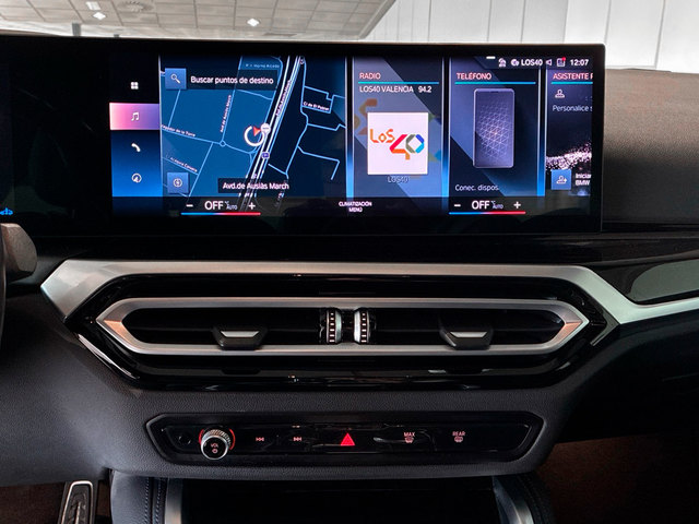 BMW Serie 2 218i Coupe color Negro. Año 2024. 115KW(156CV). Gasolina. En concesionario BMW Marcos Automoción de Valencia