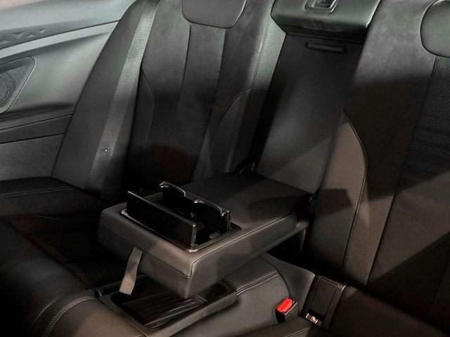 BMW Serie 2 218i Coupe color Negro. Año 2024. 115KW(156CV). Gasolina. En concesionario BMW Marcos Automoción de Valencia