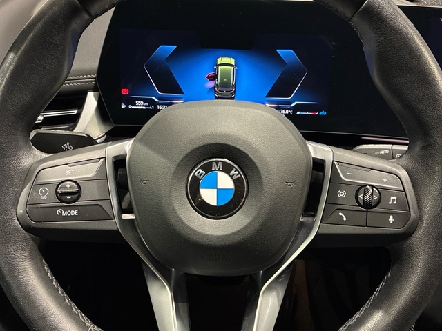 BMW X1 xDrive20d color Verde. Año 2024. 120KW(163CV). Diésel. En concesionario BMW Marcos Automoción de Valencia