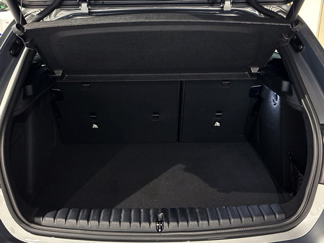 BMW Serie 1 118d color Gris. Año 2024. 110KW(150CV). Diésel. En concesionario BMW Marcos Automoción de Valencia