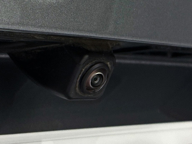 BMW Serie 1 118d color Gris. Año 2024. 110KW(150CV). Diésel. En concesionario BMW Marcos Automoción de Valencia