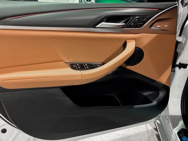 BMW X4 xDrive20d color Blanco. Año 2024. 140KW(190CV). Diésel. En concesionario BMW Marcos Automoción de Valencia