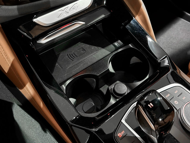 BMW X4 xDrive20d color Blanco. Año 2024. 140KW(190CV). Diésel. En concesionario BMW Marcos Automoción de Valencia