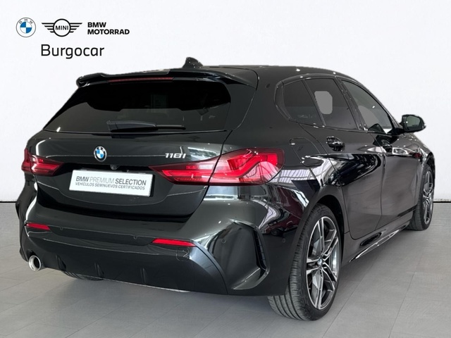 BMW Serie 1 118i color Negro. Año 2021. 103KW(140CV). Gasolina. En concesionario Motor Gorbea de Álava