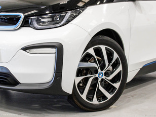 BMW i3 120Ah color Blanco. Año 2020. 125KW(170CV). Eléctrico. En concesionario Barcelona Premium -- GRAN VIA de Barcelona