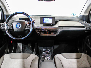 BMW i3 120Ah color Blanco. Año 2020. 125KW(170CV). Eléctrico. En concesionario Barcelona Premium -- GRAN VIA de Barcelona