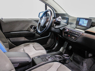 BMW i3 120Ah color Blanco. Año 2020. 125KW(170CV). Eléctrico. En concesionario Barcelona Premium -- GRAN VIA de Barcelona