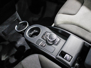 BMW i3 120Ah color Blanco. Año 2020. 125KW(170CV). Eléctrico. En concesionario Barcelona Premium -- GRAN VIA de Barcelona