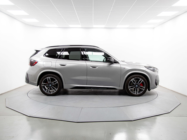 BMW X1 xDrive20d color Gris Plata. Año 2024. 120KW(163CV). Diésel. En concesionario Móvil Begar Alicante de Alicante