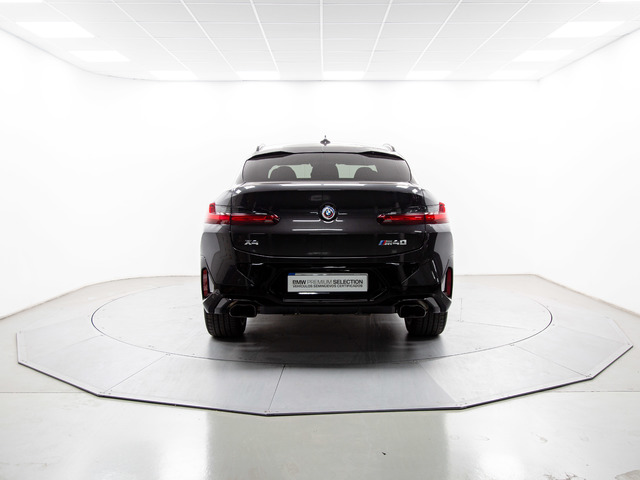 BMW X4 M40d color Gris. Año 2024. 250KW(340CV). Diésel. En concesionario Móvil Begar Alicante de Alicante
