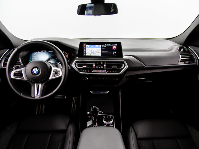BMW X4 M40d color Gris. Año 2024. 250KW(340CV). Diésel. En concesionario Móvil Begar Alicante de Alicante