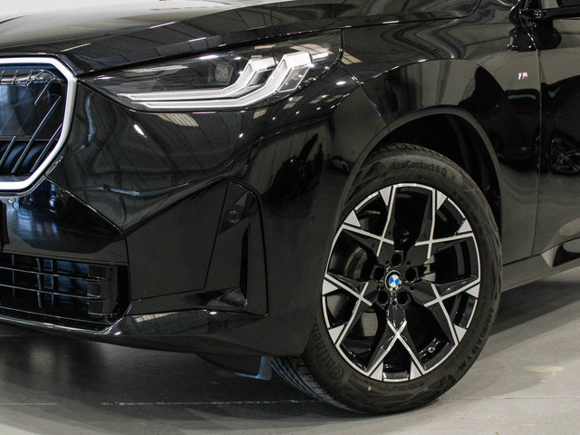 BMW X3 xDrive20d color Negro. Año 2024. 145KW(197CV). Diésel. En concesionario Barcelona Premium -- GRAN VIA de Barcelona