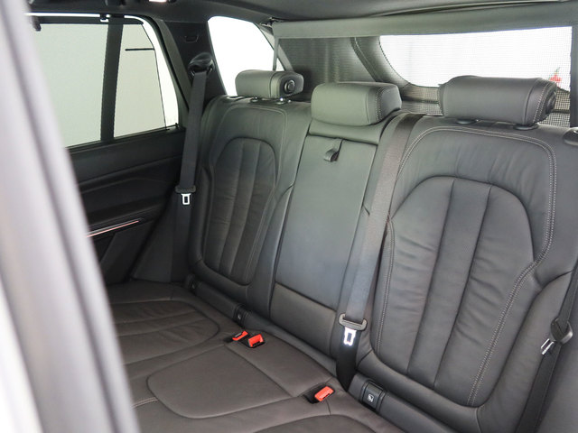 BMW X5 xDrive30d color Blanco. Año 2019. 195KW(265CV). Diésel. En concesionario Autogal de Ourense