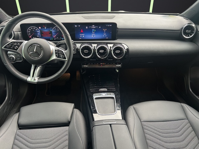 Mercedes-Benz Clase A 200 120 kW (163 CV)