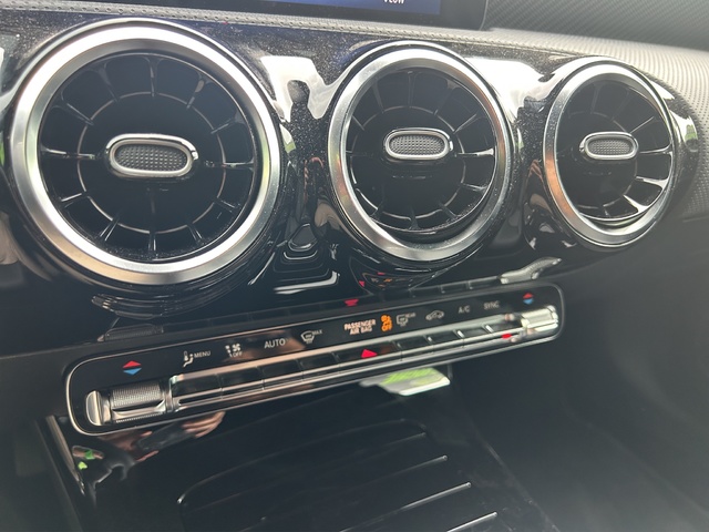 Mercedes-Benz Clase A 200 120 kW (163 CV)