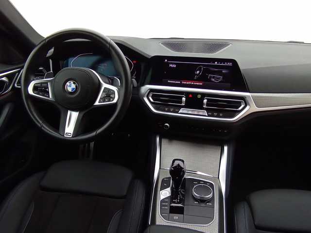 BMW Serie 4 420d Gran Coupe color Blanco. Año 2023. 140KW(190CV). Diésel. En concesionario Augusta Aragon S.A. de Zaragoza