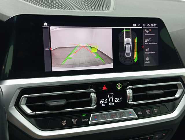 BMW Serie 4 420d Gran Coupe color Blanco. Año 2023. 140KW(190CV). Diésel. En concesionario Augusta Aragon S.A. de Zaragoza