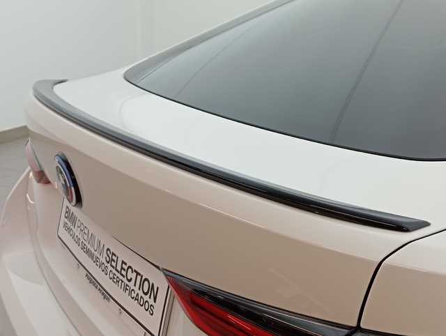 BMW Serie 4 420d Gran Coupe color Blanco. Año 2023. 140KW(190CV). Diésel. En concesionario Augusta Aragon S.A. de Zaragoza