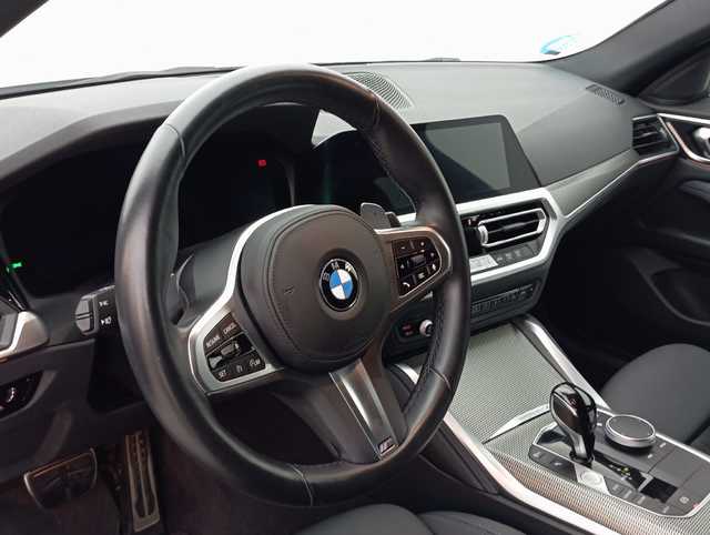 BMW Serie 4 420d Gran Coupe color Blanco. Año 2023. 140KW(190CV). Diésel. En concesionario Augusta Aragon S.A. de Zaragoza