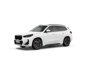 Fotos de BMW X1 sDrive18d color Blanco. Año 2025. 110KW(150CV). Diésel. En concesionario Carteya Motor | Campo de Gibraltar de Cádiz